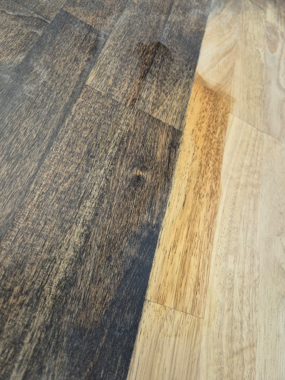 Rubber wood top finish sample — natural and dark stained wood grain